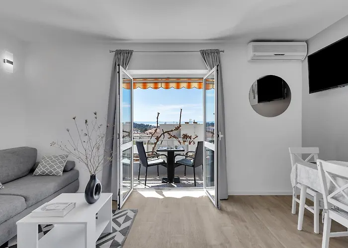 Mediterranean Living 2